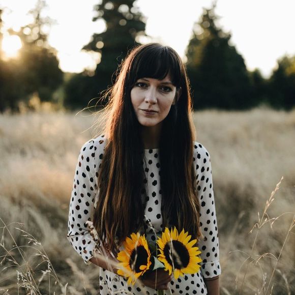 Meet your Posher, Maria - Picture 1 of 1